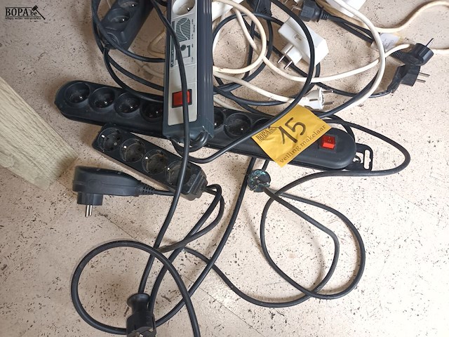 Lot 15 - verlengkabels. 10 stuks - afbeelding 3 van  4