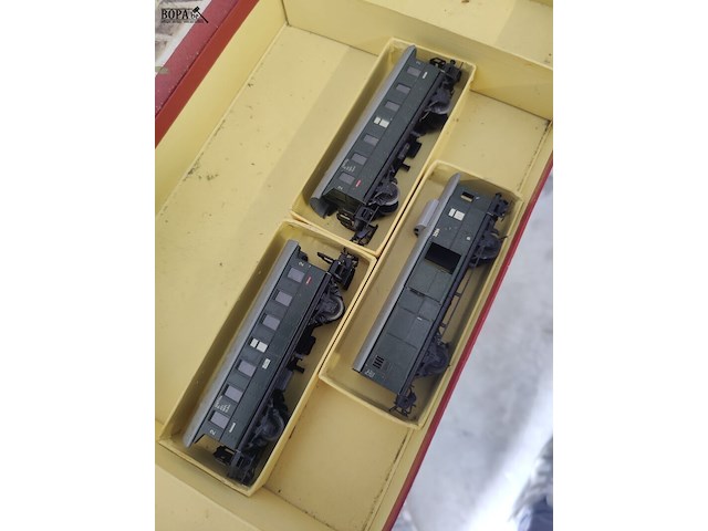 Lot 15 - vintage märklin model treinset - afbeelding 4 van  5