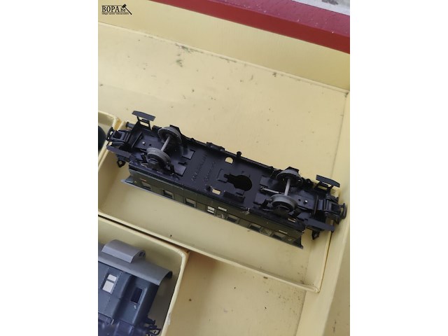 Lot 15 - vintage märklin model treinset - afbeelding 5 van  5