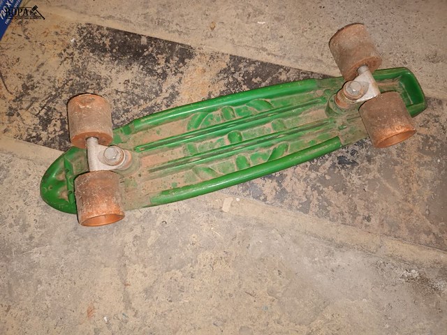 Lot 15 - vintage skateboard - afbeelding 4 van  4