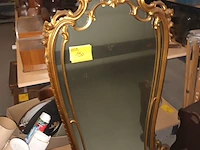 Lot 150 - antieke vergulde opzetspiegel