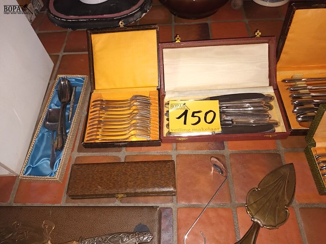 Lot 150 - groot lot verzilverd bestek - afbeelding 7 van  7