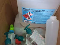 Lot 150 - handontsmetting - afbeelding 2 van  4