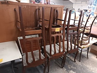 Lot 150 - houten eetkamerstoel. 6 stuks - afbeelding 1 van  3