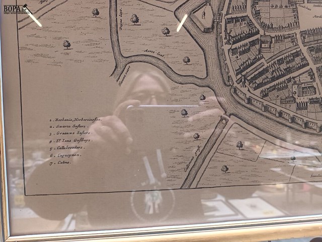 Lot 150 - kader met antiek stadsplan - afbeelding 2 van  4