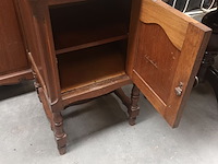 Lot 150 - nachtkastje - afbeelding 3 van  4