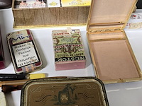 Lot 150 - rook accessoire set - afbeelding 3 van  5