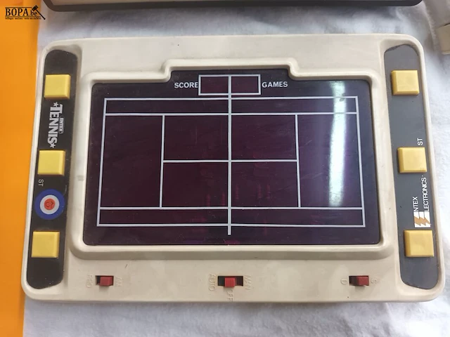 Lot 150 - vintage spelconsole - afbeelding 2 van  6