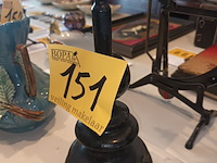 Lot 151 - antiek kruisbeeld op sokkel - afbeelding 3 van  3