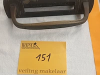 Lot 151 - art deco brievenbusklep
