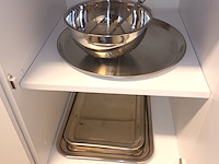 Lot 152 - huisraad. inhoud keukenkasten - afbeelding 5 van  6