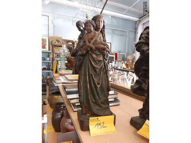 Lot 152 - religieus beeld - afbeelding 1 van  3