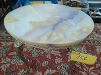 Lot 152 - retro bijzettafeltje marmer en messing - afbeelding 2 van  3