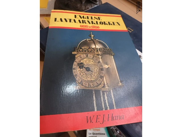Lot 153 - boeken over klokken en horloges. 9 stuks - afbeelding 4 van  6