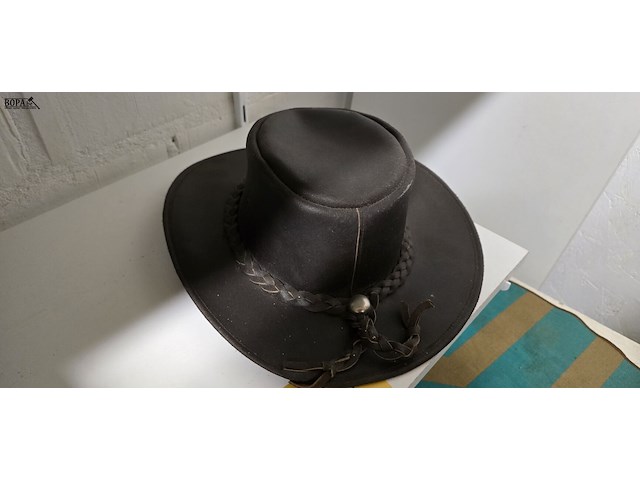 Lot 153 - herenhoeden - afbeelding 2 van  3