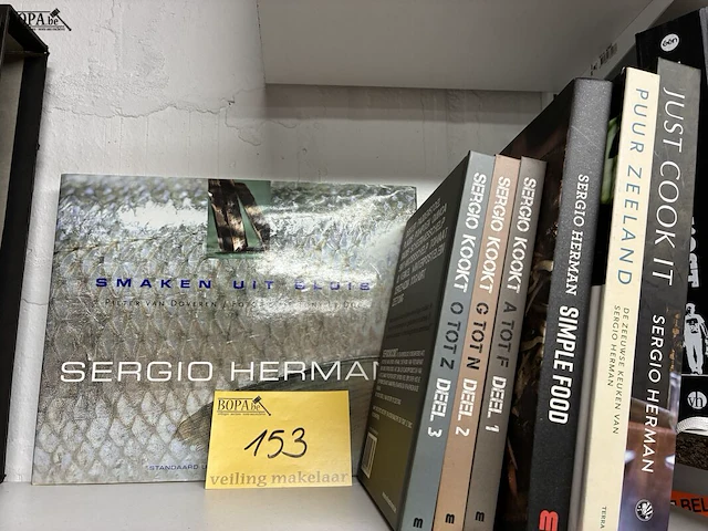 Lot 153 - lot boeken 'sergio herman' - 7 stuks - afbeelding 1 van  3