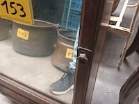 Lot 153 - scheerkastje - afbeelding 4 van  5
