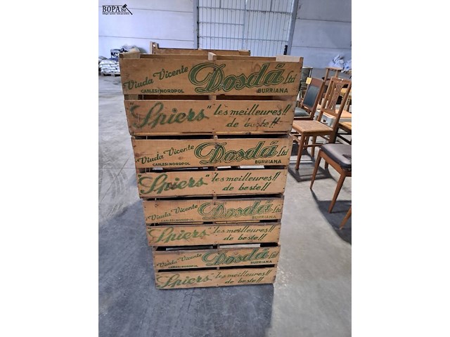 Lot 153 - vintage sinaasappelkratten in hout - 5 stuks - afbeelding 2 van  3