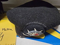 Lot 154 - malta 1 kepie + 1 barette - afbeelding 3 van  3