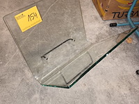 Lot 154 - tijdschriftenhouder in glas