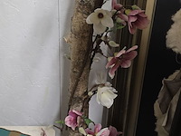 Lot 155 - decoratieve boomstam op voet - afbeelding 2 van  4