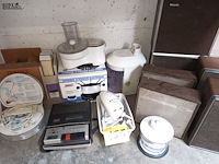 Lot 155 - diverse elektro. 9 stuks - afbeelding 1 van  6