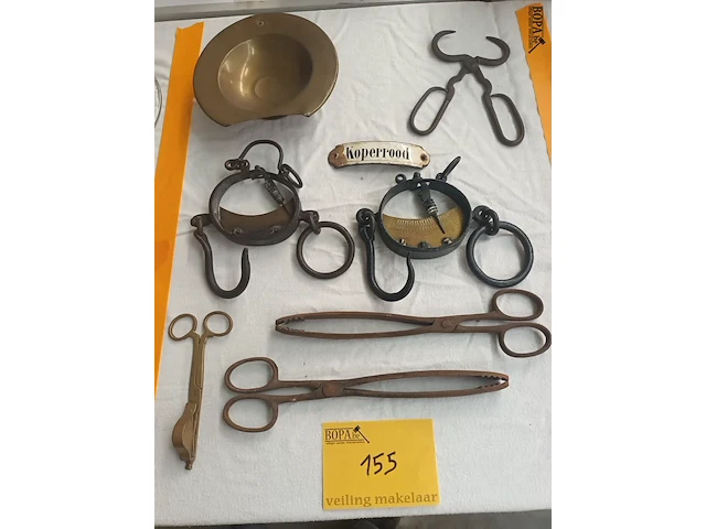Lot 155 - oude instrumenten. 8 stuks - afbeelding 1 van  7