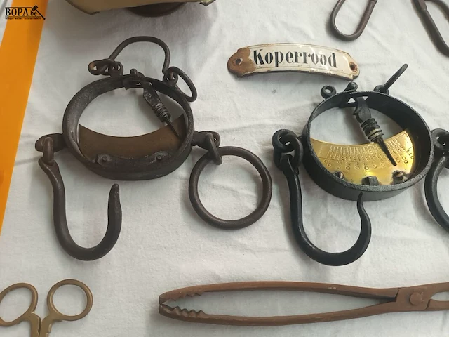 Lot 155 - oude instrumenten. 8 stuks - afbeelding 7 van  7