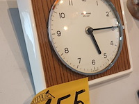Lot 155 - retro klok junghans - afbeelding 3 van  4