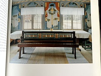 Lot 155 - scandinavian painted decor - afbeelding 6 van  7