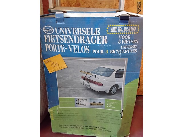 Lot 155 - universele fietsdrager voor 3 fietsen - afbeelding 1 van  2