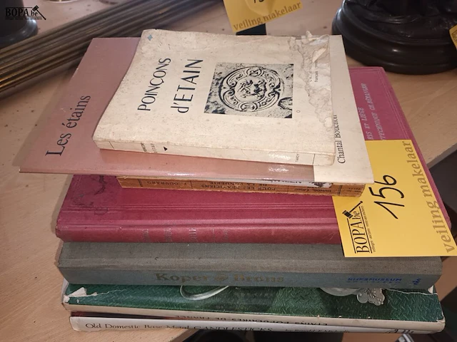 Lot 156 - boeken over tin. 8 stuks - afbeelding 1 van  2
