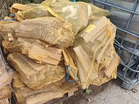 Lot 156 - brandhout berk. 1 pallet - afbeelding 4 van  4