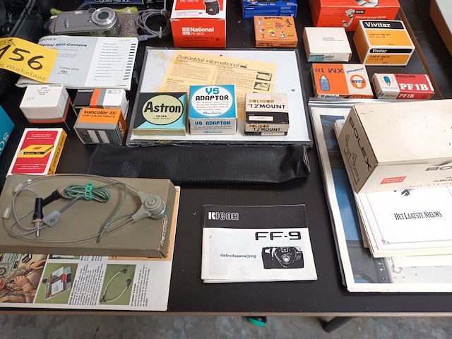 Lot 156 - foto- en videomateriaal - afbeelding 3 van  7