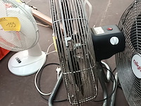 Lot 156 - metalen ventilator ralight - afbeelding 2 van  4
