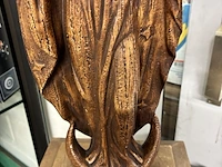 Lot 157 - art deco houten beeld van maria met kindje jezus - afbeelding 2 van  3