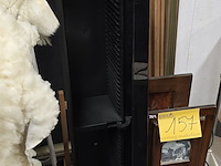 Lot 157 - cd houders 2 stuks - afbeelding 4 van  6