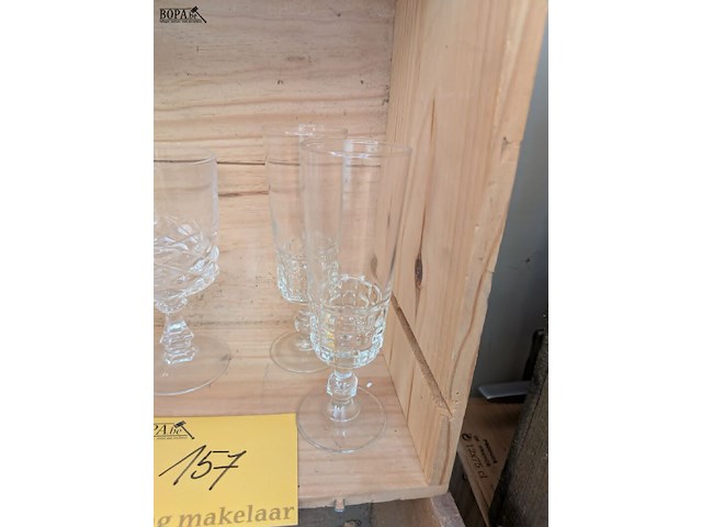 Lot 157 - glaswerk cristal d'arques - diamand - afbeelding 4 van  7