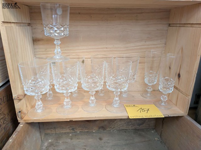 Lot 157 - glaswerk cristal d'arques - diamand - afbeelding 7 van  7
