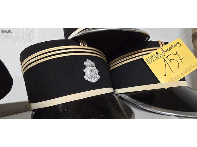 Lot 157 - luxemburg 3 kepies - afbeelding 2 van  4