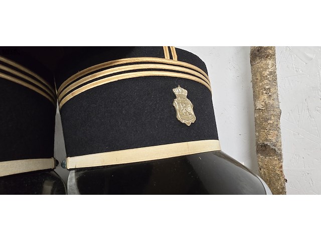 Lot 157 - luxemburg 3 kepies - afbeelding 4 van  4