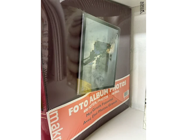 Lot 157 - nieuwe foto album's - 2 stuks - afbeelding 2 van  3