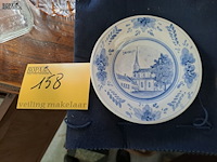 Lot 158 - handgeschilderd bordje 'dentergem' in delfts blauw - afbeelding 1 van  2