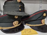 Lot 158 - oostenrijk 3 kepies - afbeelding 1 van  4