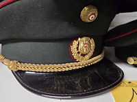 Lot 158 - oostenrijk 3 kepies - afbeelding 2 van  4