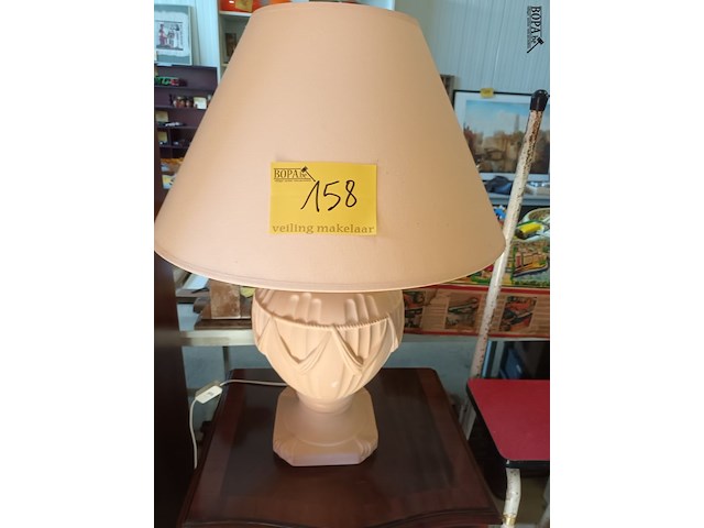 Lot 158 - vintage tafellamp - afbeelding 1 van  2