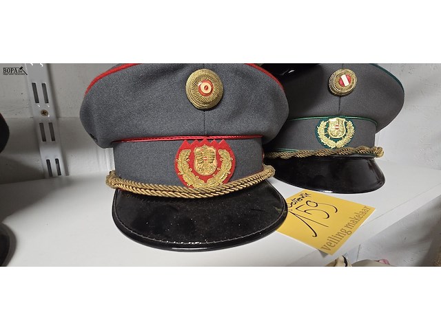 Lot 159 - oostenrijk 3 kepies - afbeelding 2 van  4