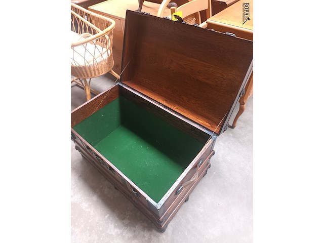 Lot 16 - antieke koffer - afbeelding 4 van  4