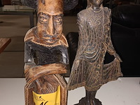 Lot 16 - beeld. 2 stuks