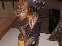 Lot 16 - beeld. 2 stuks - afbeelding 3 van  3